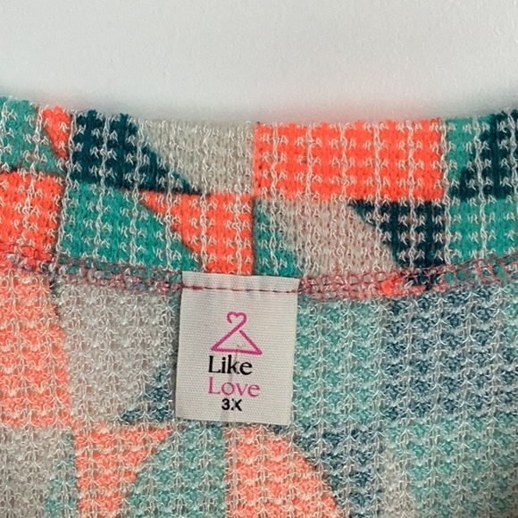 Vibrant Green and Orange Blouse for Effortless Elegance - Picture 2 of 5